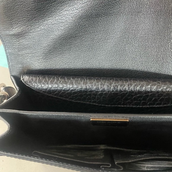 Prada Bag - Picture 7 of 8